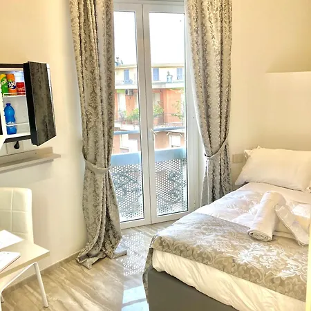 Correnti Boutique * סנרמו